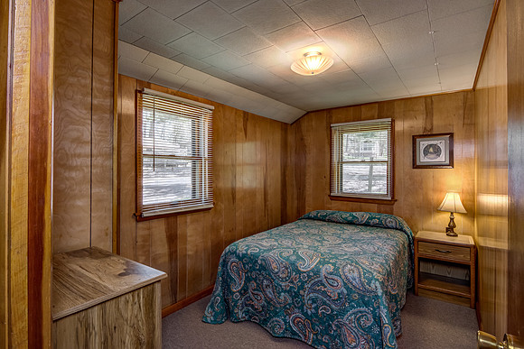 10 - Main Level Bedroom - 1-1