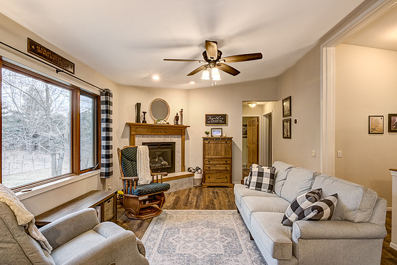 02 - Living Room-1