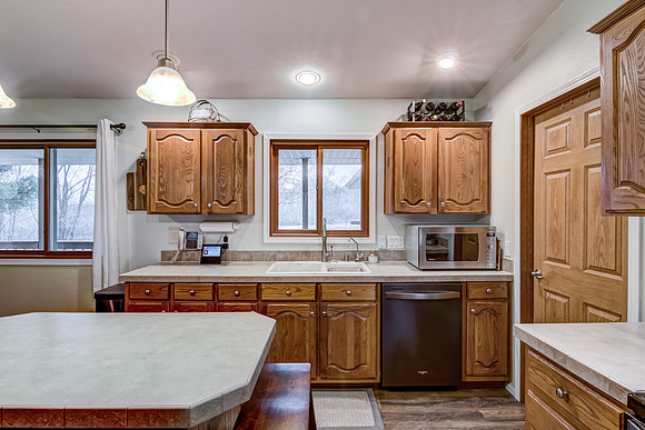 03 - Kitchen-4