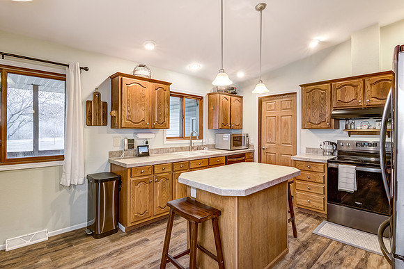 03 - Kitchen-1