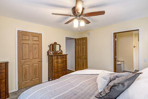 06 - Primary Bedroom-2