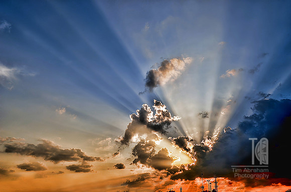 Photo-a-Day. Day 217. End of the day rays.. (March 2012)