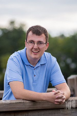 DSC_4498-glasseslogo.jpg