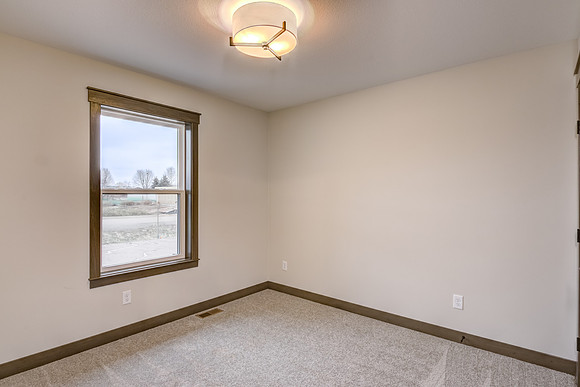 10 - Main Level Bedroom - 1-1-Edit