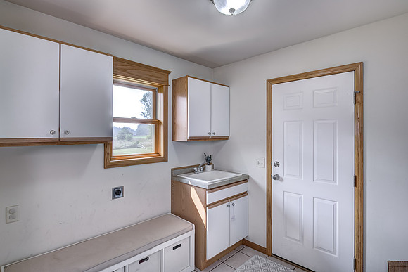 16c - mudroom-1