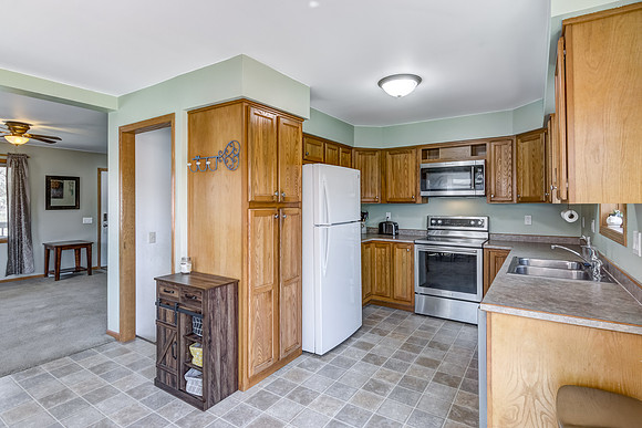 03 - Kitchen-1