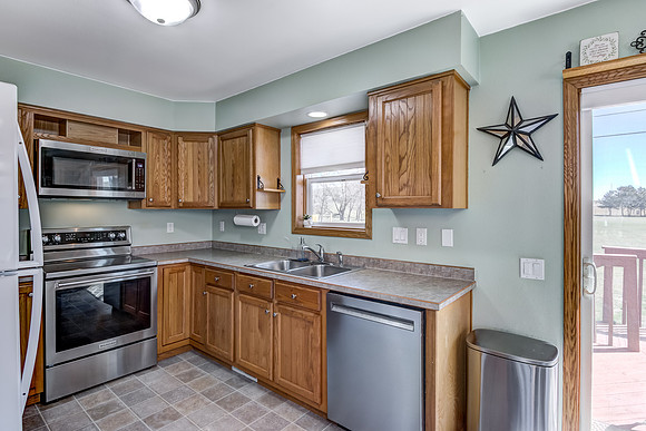 03 - Kitchen-2