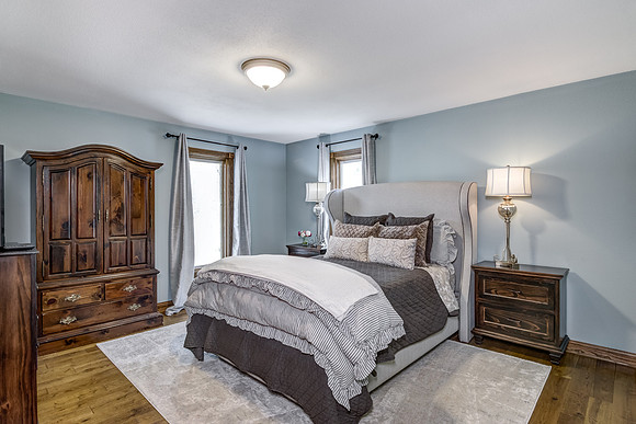 10 - Main Level Bedroom - 1-1