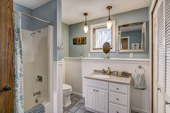 12b - Bathroom-2