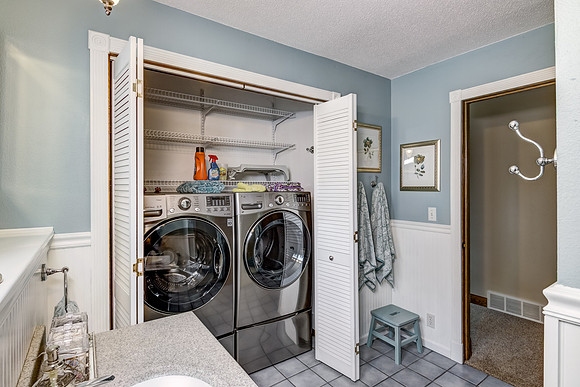 15 - Laundry-1