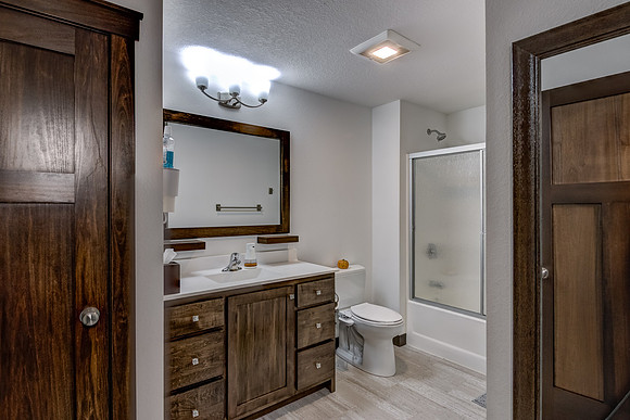 12b - Bathroom-2