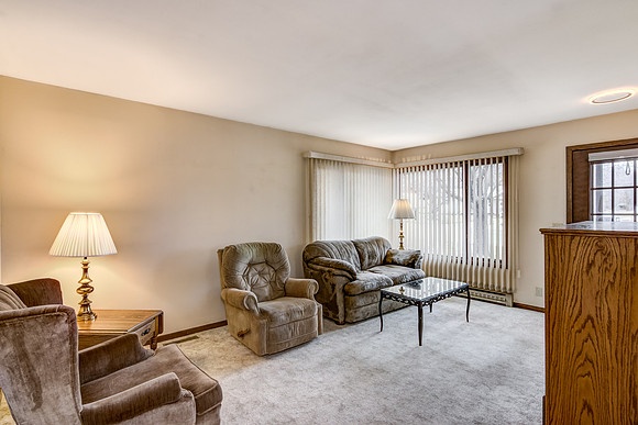 02 - Living Room-1