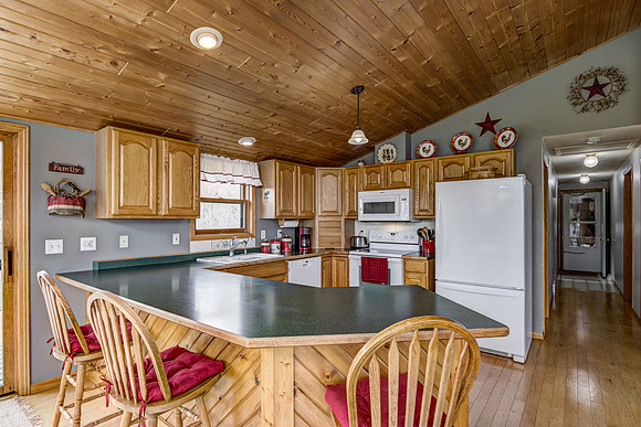 03 - Kitchen-5