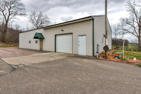 18 - Outbuilding-1