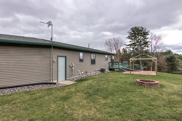 19 - Backyard-4