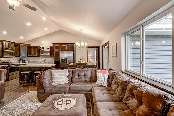 02 - Living Room-2