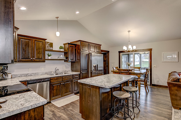03 - Kitchen-3