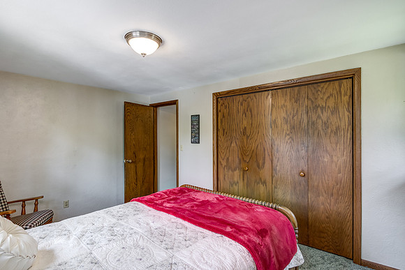 11 - Upper Level Bedroom - 3-2
