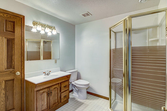 12b - Bathroom-2