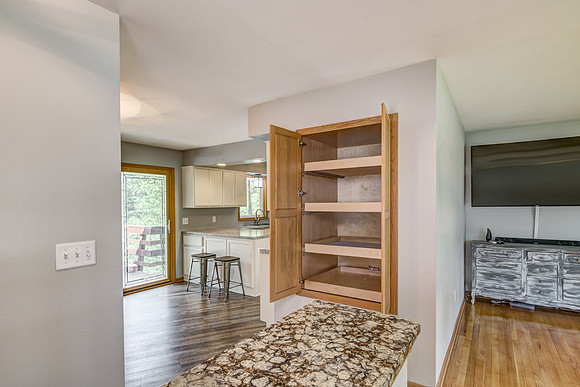 16A - Interior-2