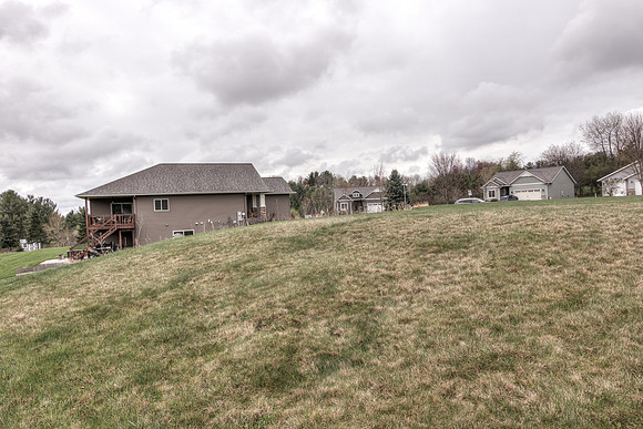 20 - Exterior-08