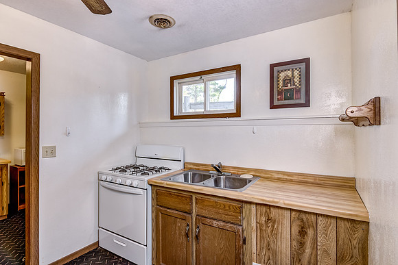 03 - Kitchen-2