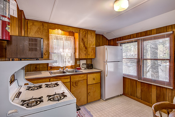 03 - Kitchen-2