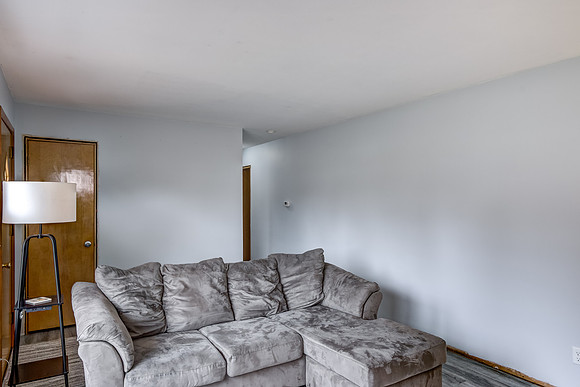 02 - Living Room-2