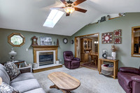05 - Family Room-2