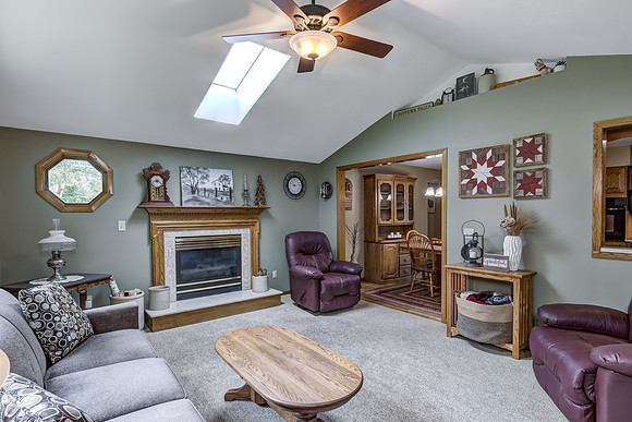 05 - Family Room-2