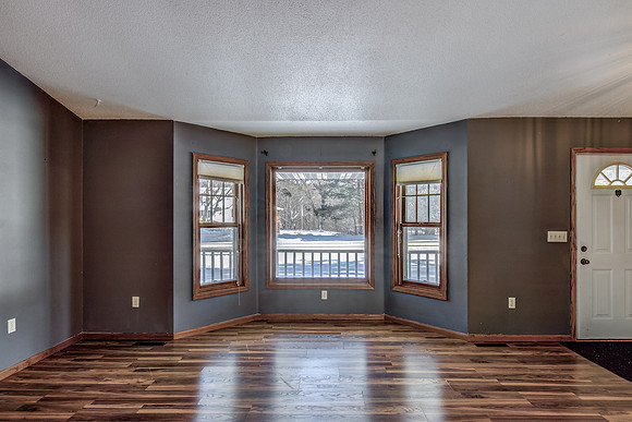 02 - Living Room-8-Edit