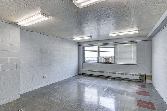 08 - Office-08