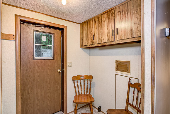 16A - Interior-1