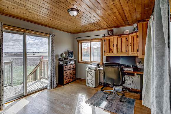05 - Family Room-1-Edit
