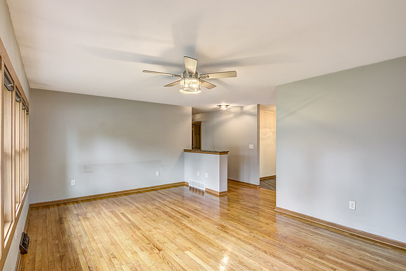 02 - Living Room-1