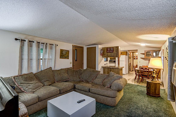 02 - Living Room-3