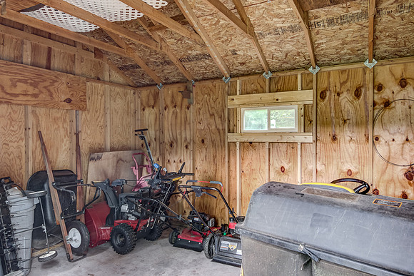 18 - Outbuilding-2