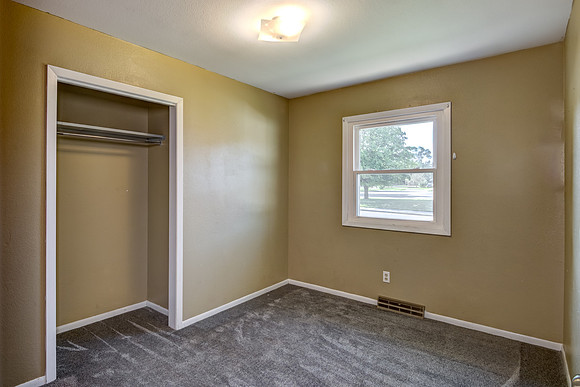 10 - Main Level Bedroom - 3-1