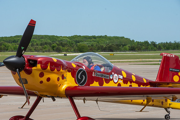 D72_7690