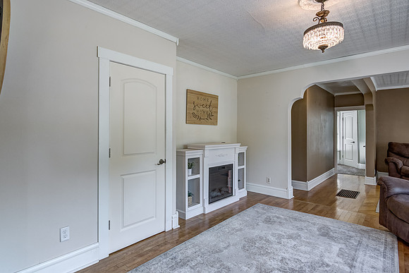 02 - Living Room-1