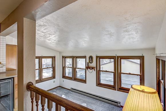 05 - Family Room-1