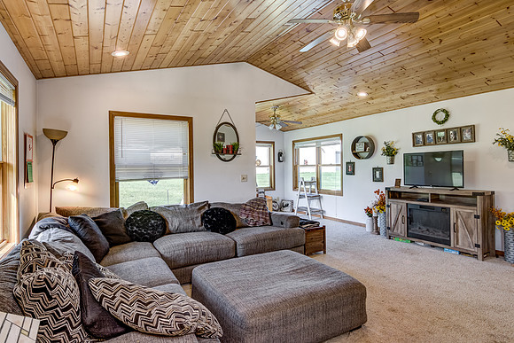 02 - Living Room-2