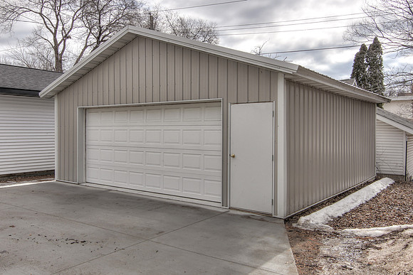 17a - Garage-1