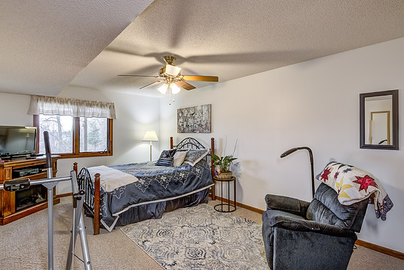 10 - Main Level Bedroom - 1-1