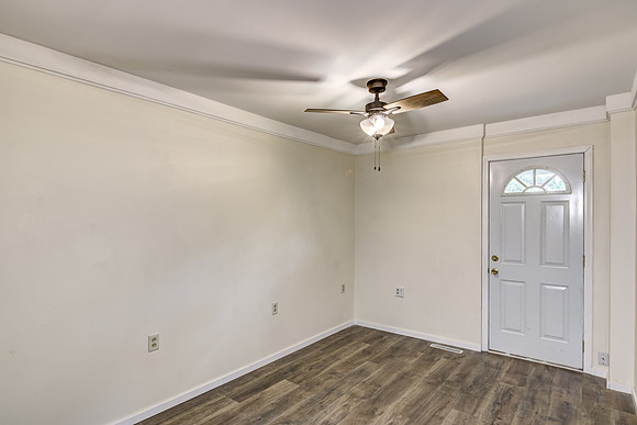 16A - Interior-1