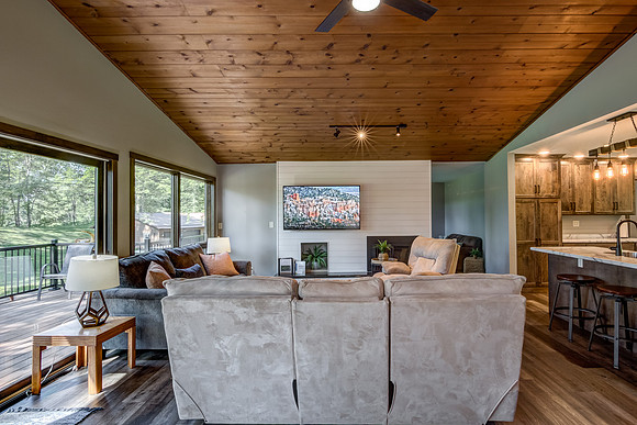 02 - Living Room-2