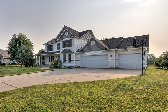 20 - Exterior-3