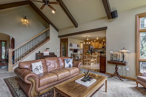 02 - Living Room-3