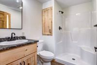 07 - Primary Bathroom-1