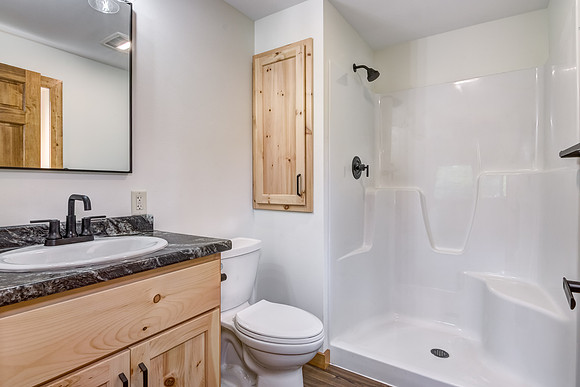 07 - Primary Bathroom-1